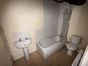 Ground Floor Bathroom- click for photo gallery